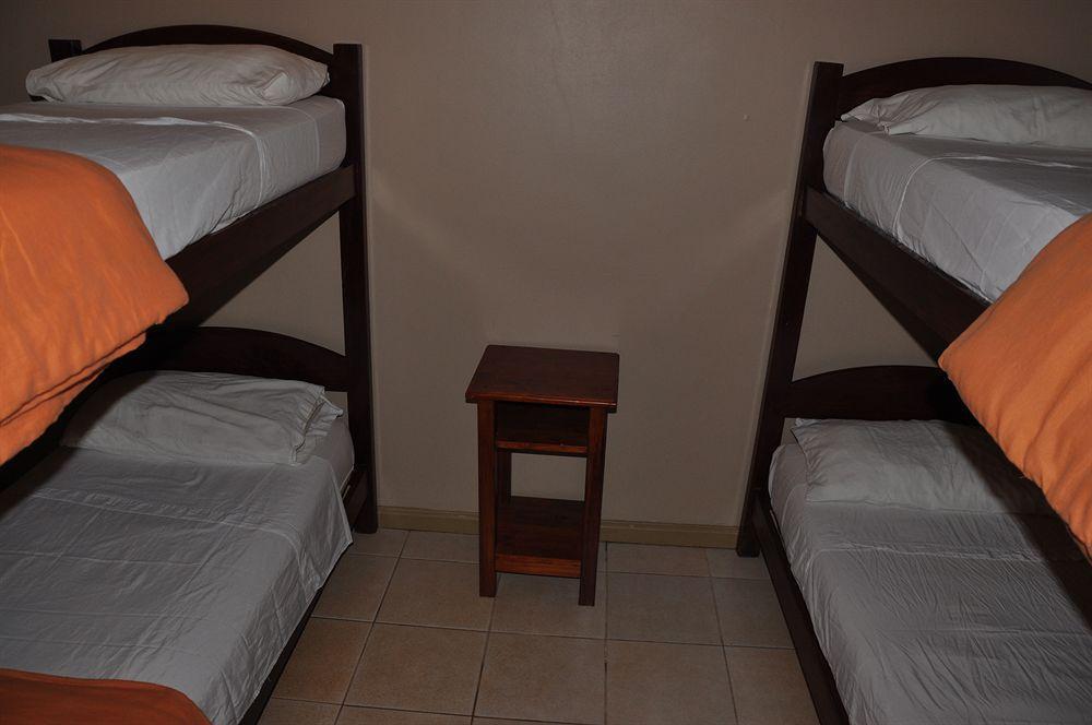 Iguazu Inn Hostel Puerto Iguazu Luaran gambar