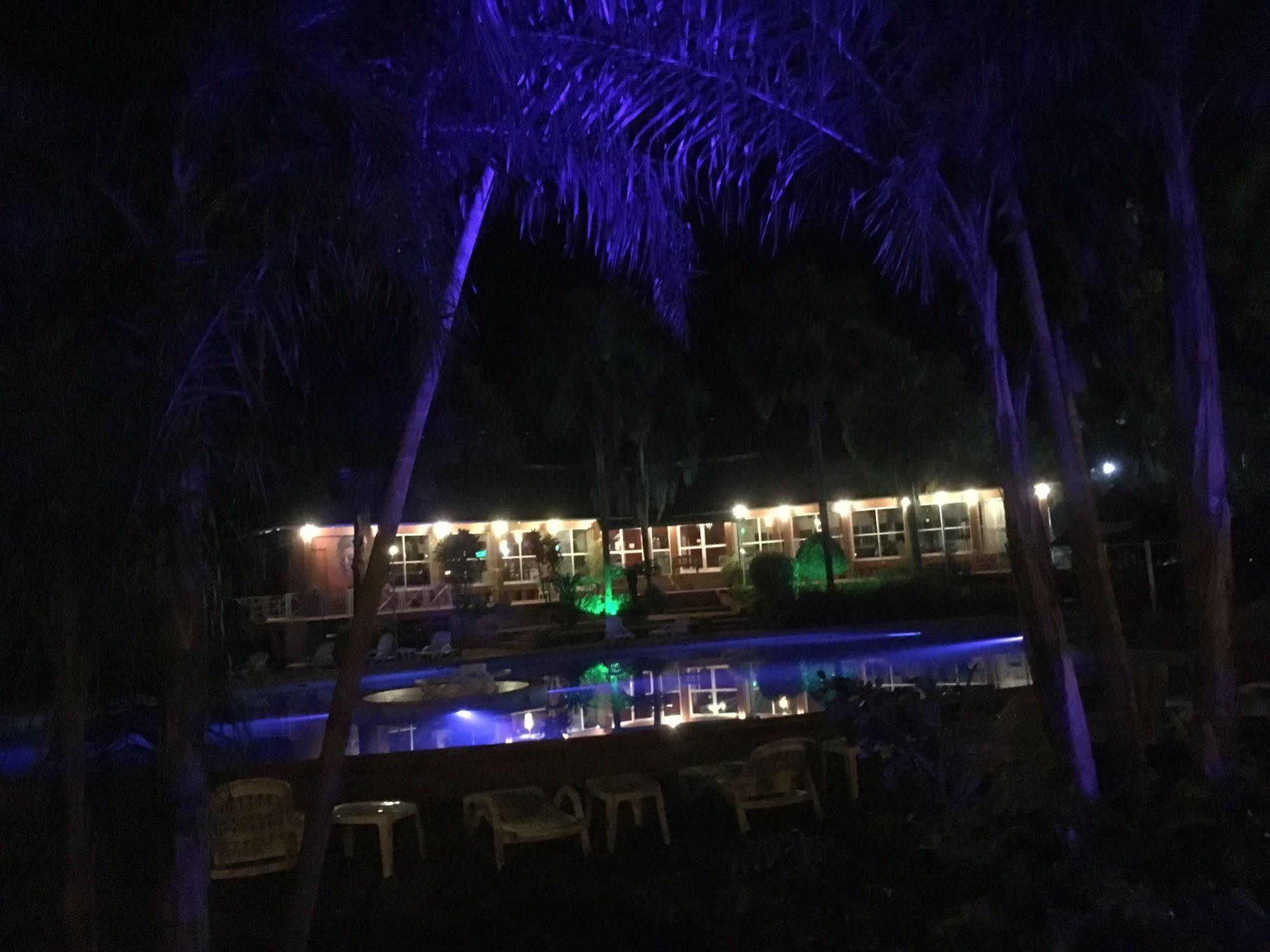 Iguazu Inn Hostel Puerto Iguazu Luaran gambar
