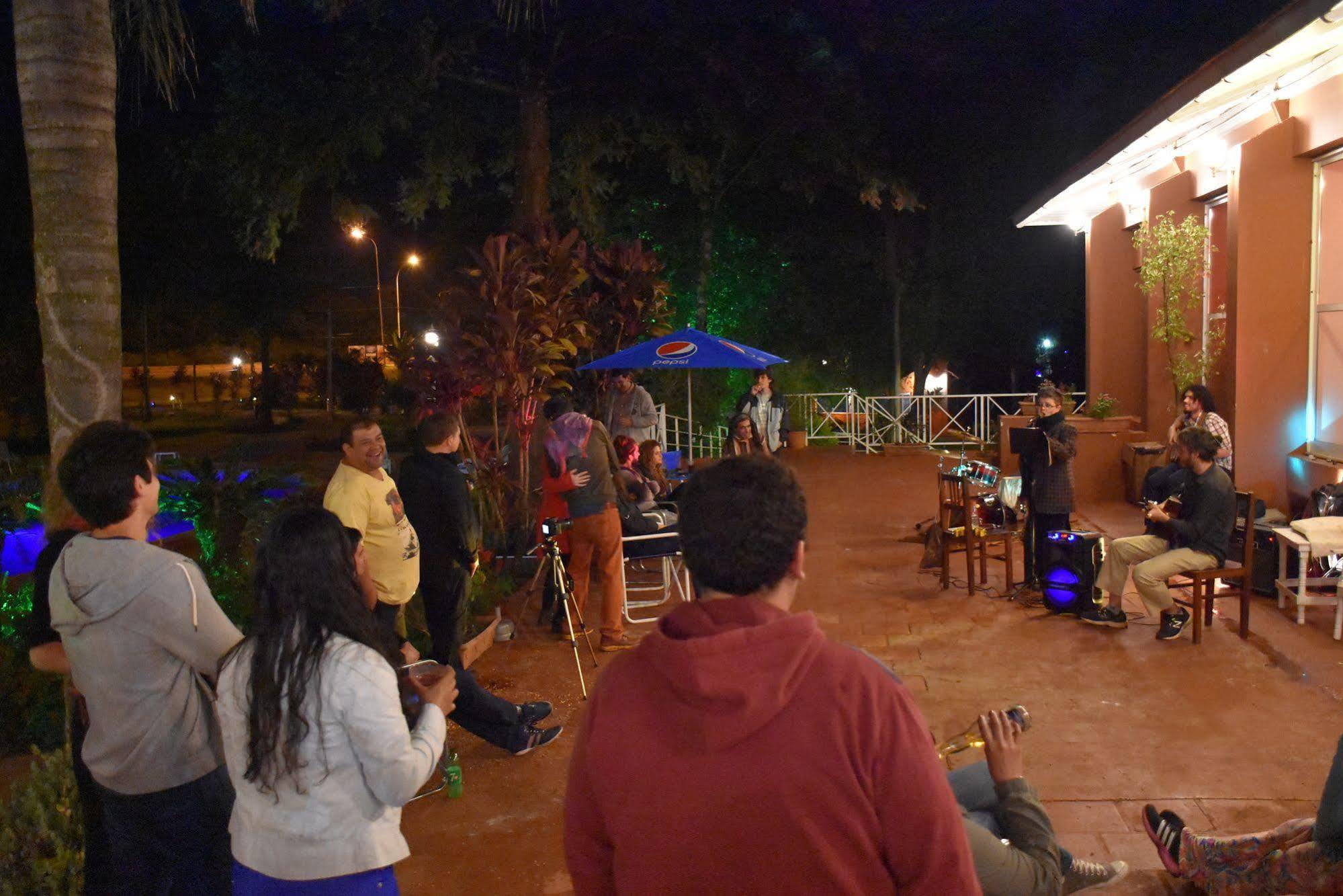 Iguazu Inn Hostel Puerto Iguazu Luaran gambar