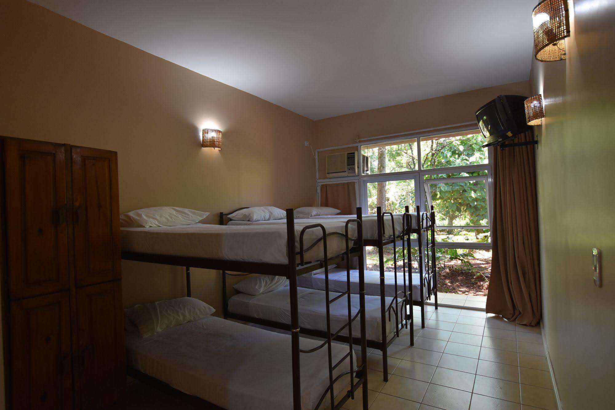Iguazu Inn Hostel Puerto Iguazu Luaran gambar