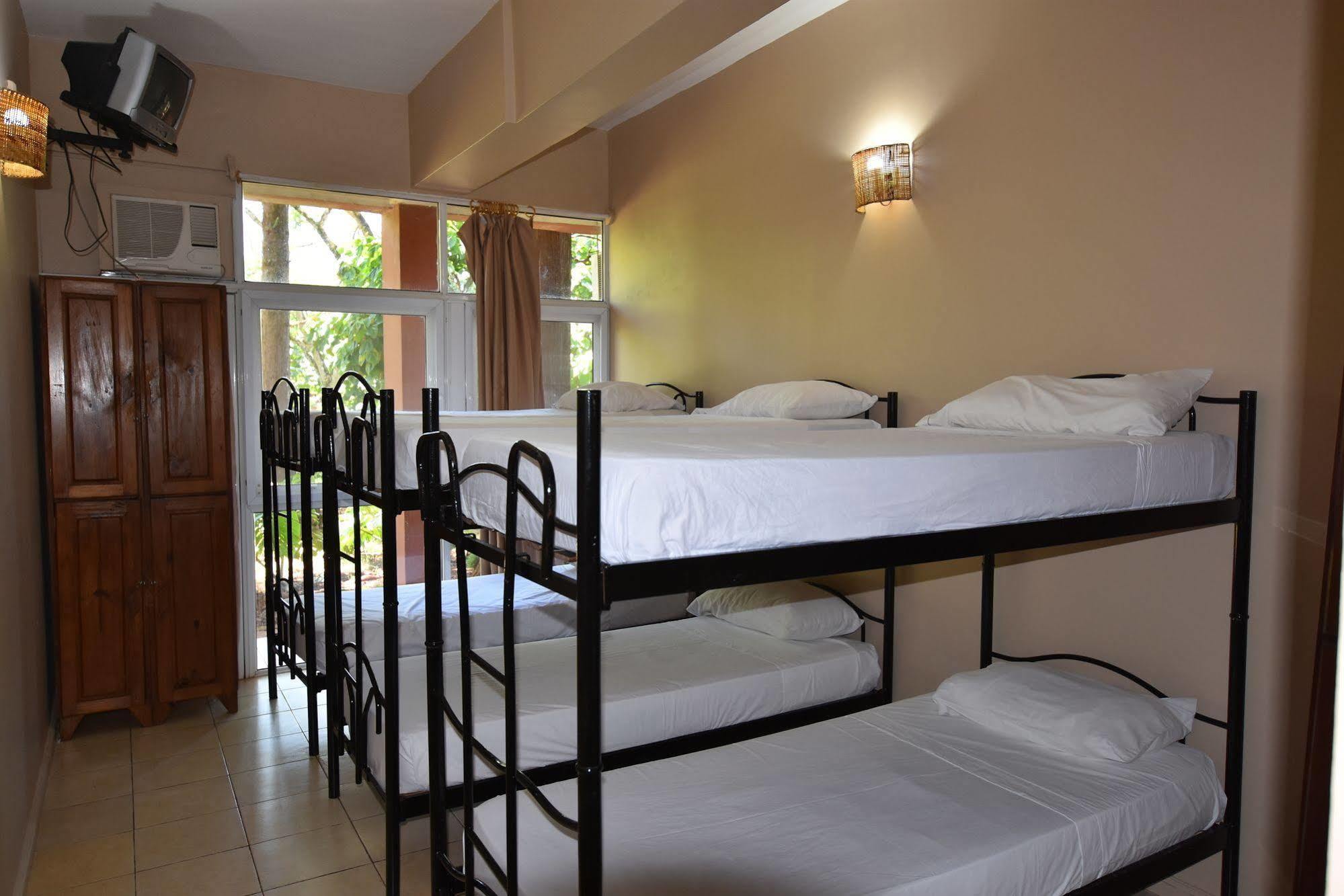 Iguazu Inn Hostel Puerto Iguazu Luaran gambar